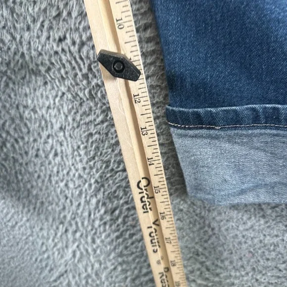 Levi's 515 Jeans Women 12 Blue Cotton Denim Capri Straight Leg Stretch Workwear - Picture 9 of 11